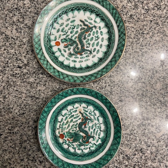 VTG 2 Porcelain Green Dragon Decorative Plate W/Gold Trim Hong Kong 1950s-1970s - Picture 1 of 15